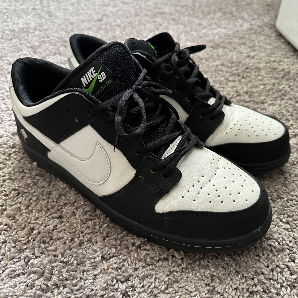 Nike Dunks Jeff Staple Panda Pigeon